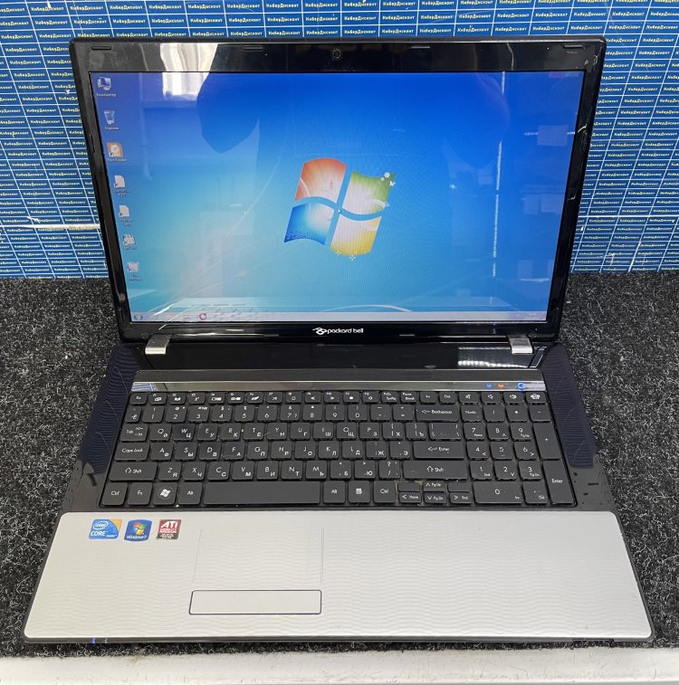 Ноутбук Acer Packard Bell EasyNote ENTG81BA-C7ND (NX.C3YER.007)